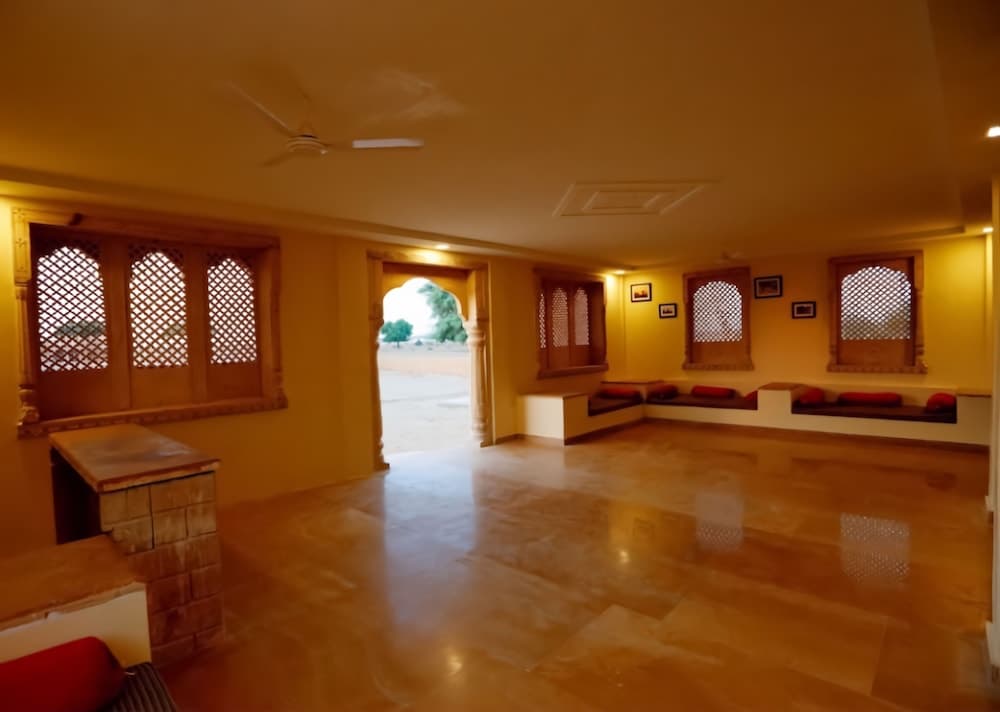 Ratnawali Camps
