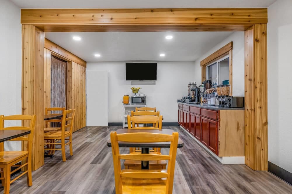 Super 8 By Wyndham Arcata