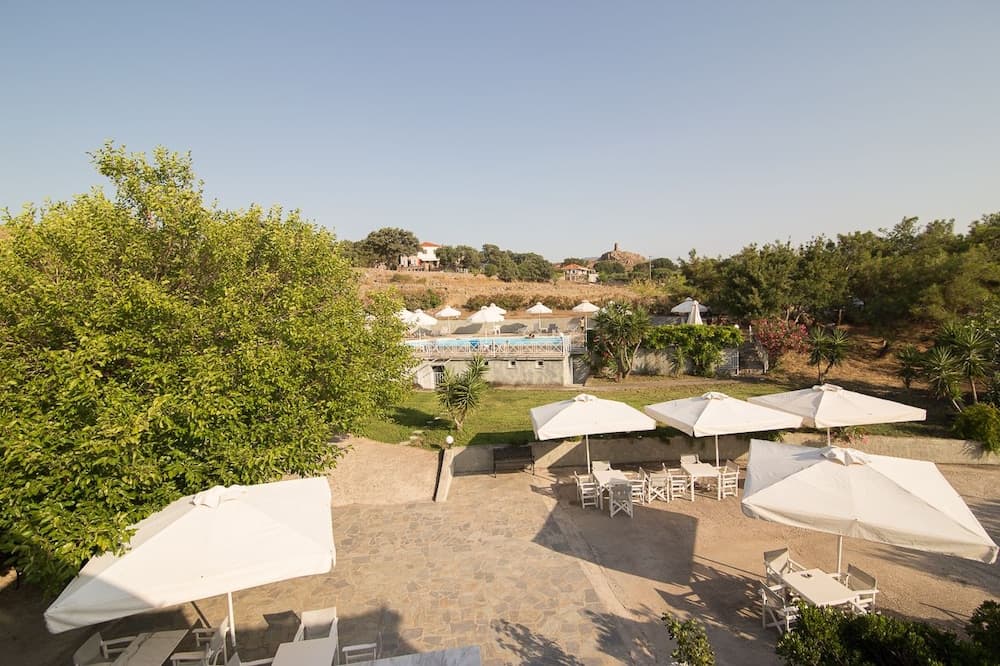 Akti Hotel