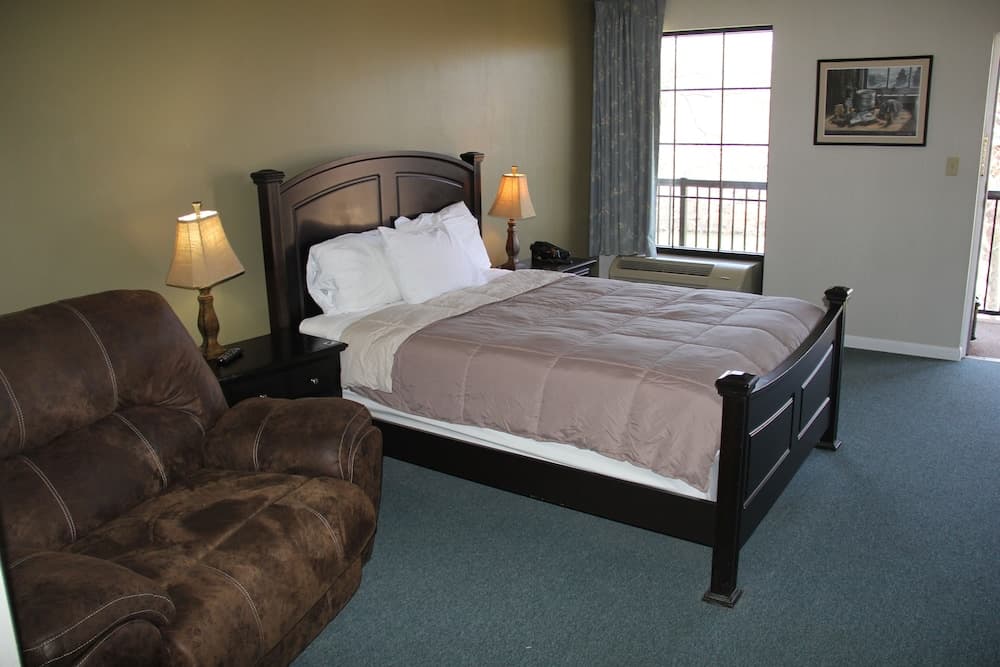 Skyline Lodge