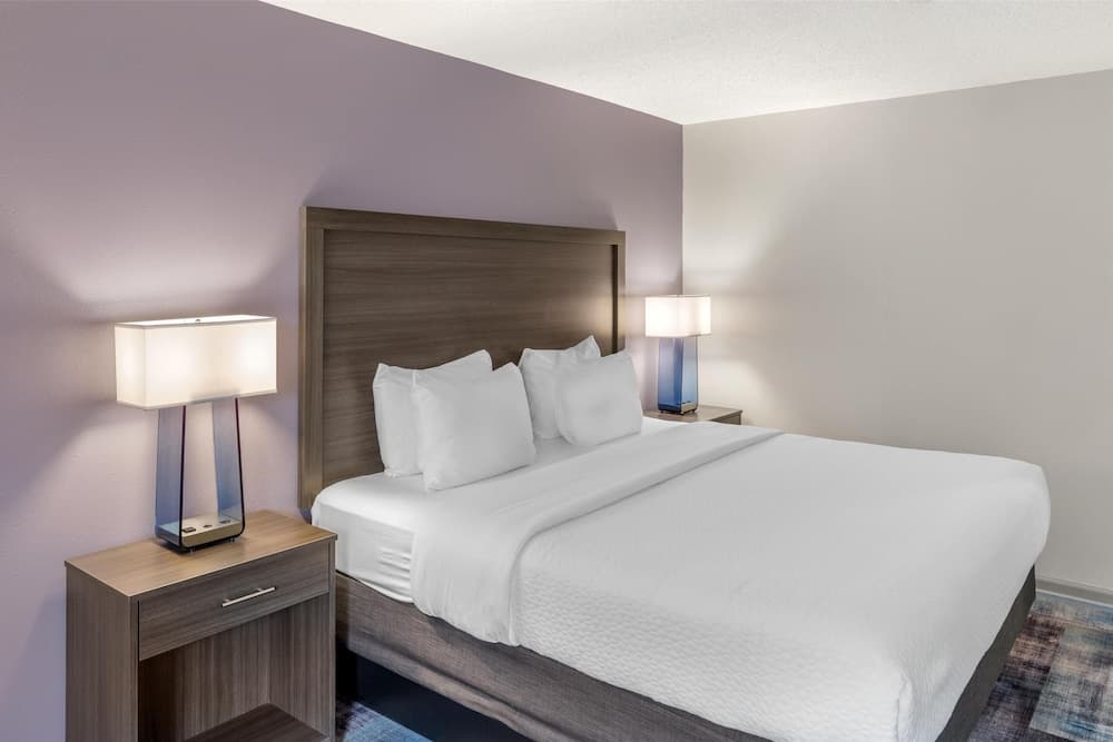 Best Western Hickory