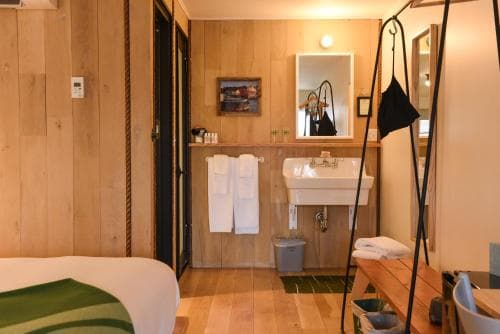 Dogfish Inn