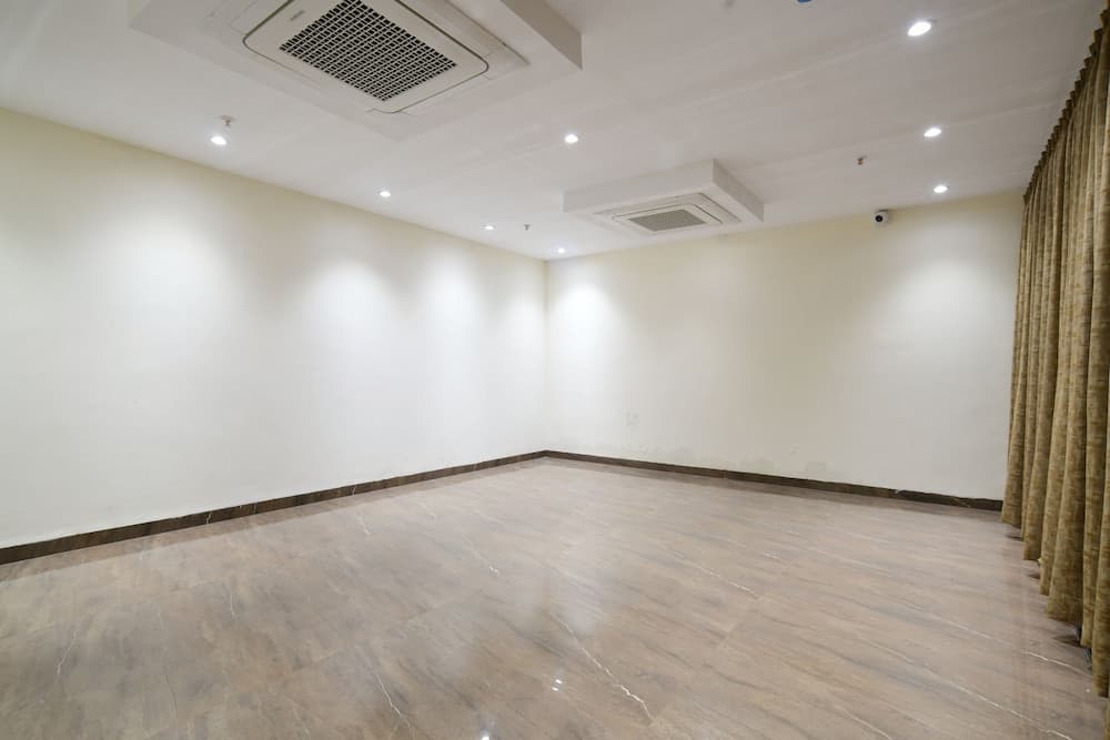 Aceotel Select Madhav