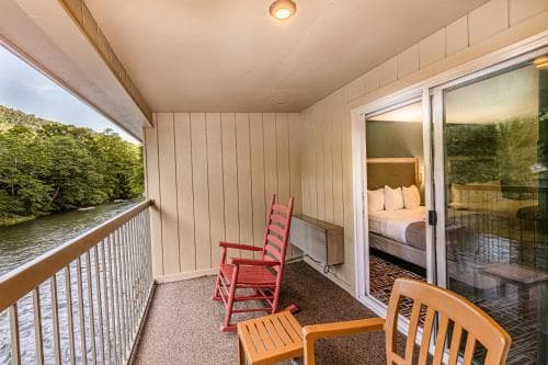 River's Edge Motel