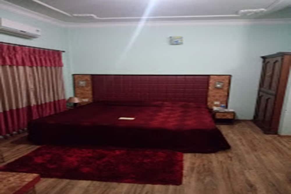 The Rubus Hotel