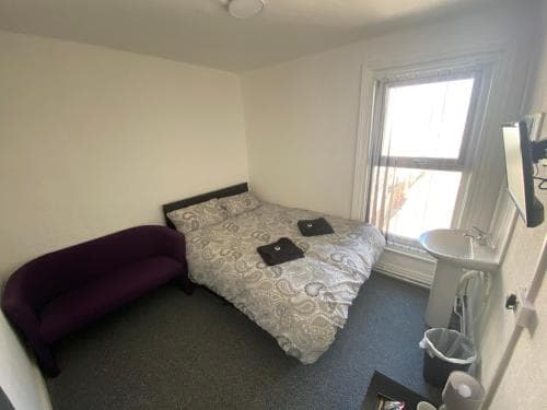 Honley Hotel