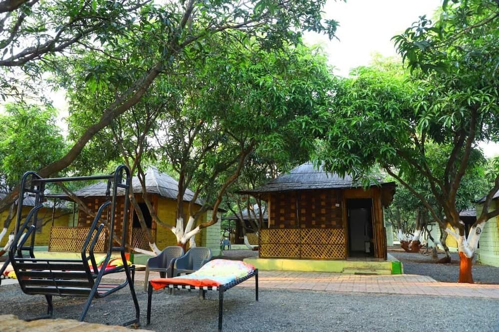 Radhe Farm (200mtr from Devaliya Park)