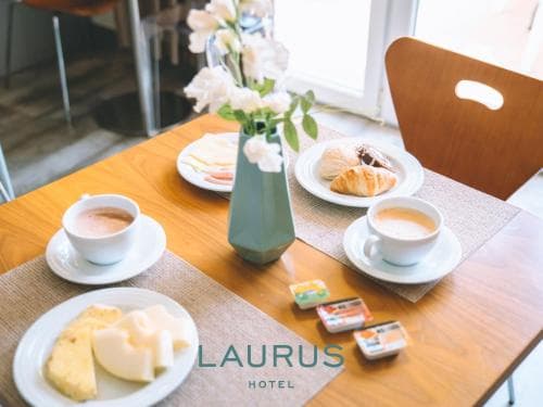 Laurus Hotel