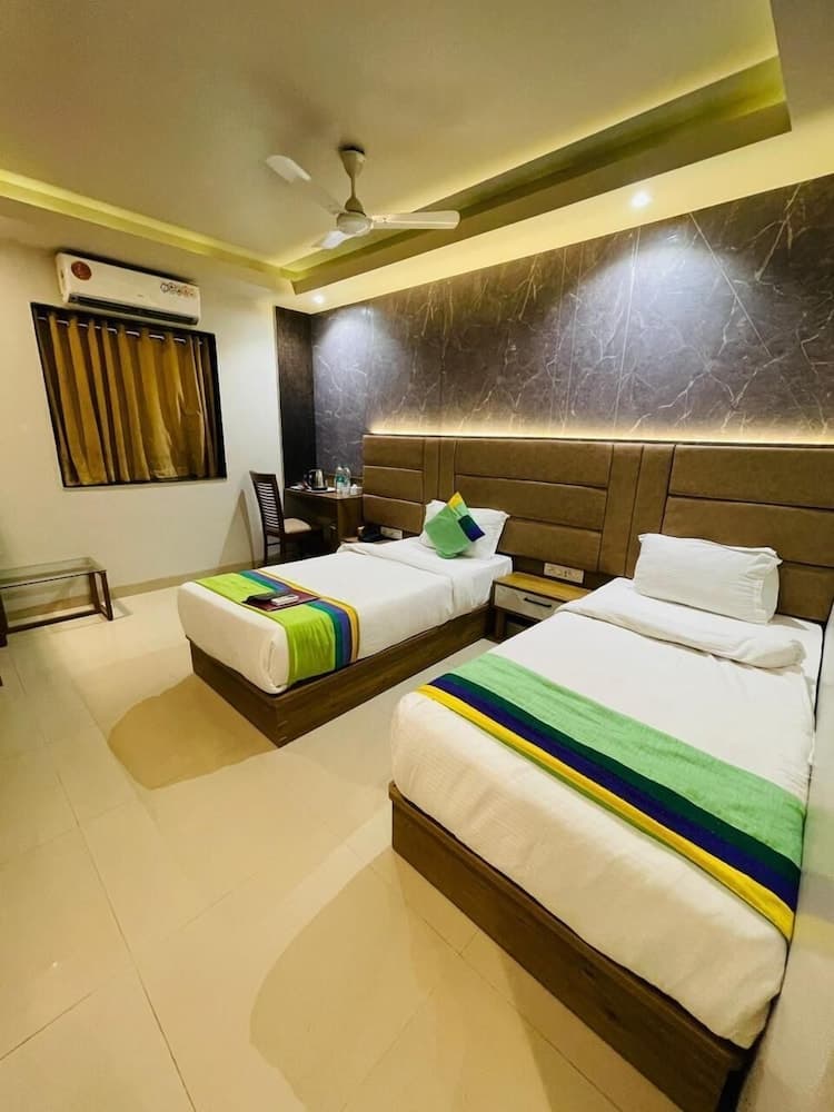 Hotel T2 Grand