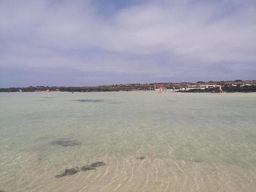 Ocean Lanzamar Apts.