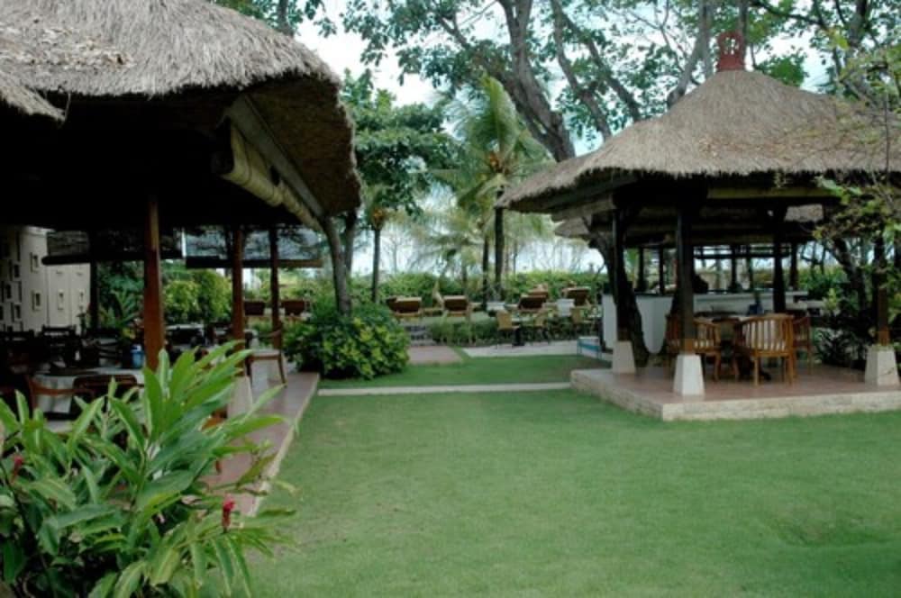 The Sari Beach