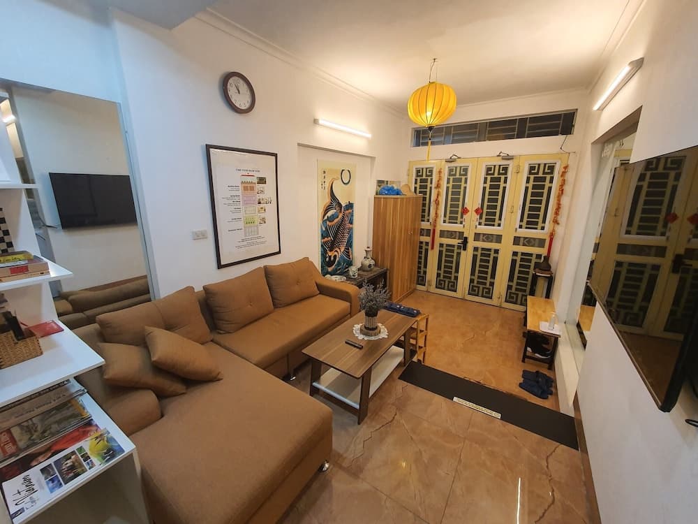 Home Backpackers Hostel