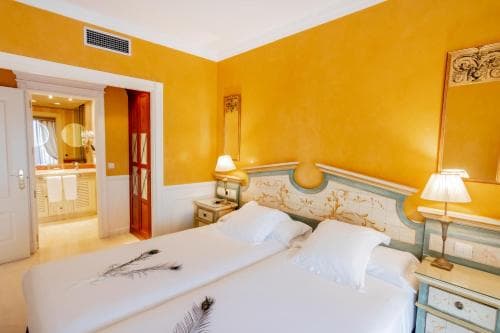 Guadalpin Suites