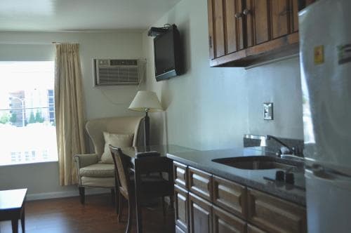 Spindrift Motel