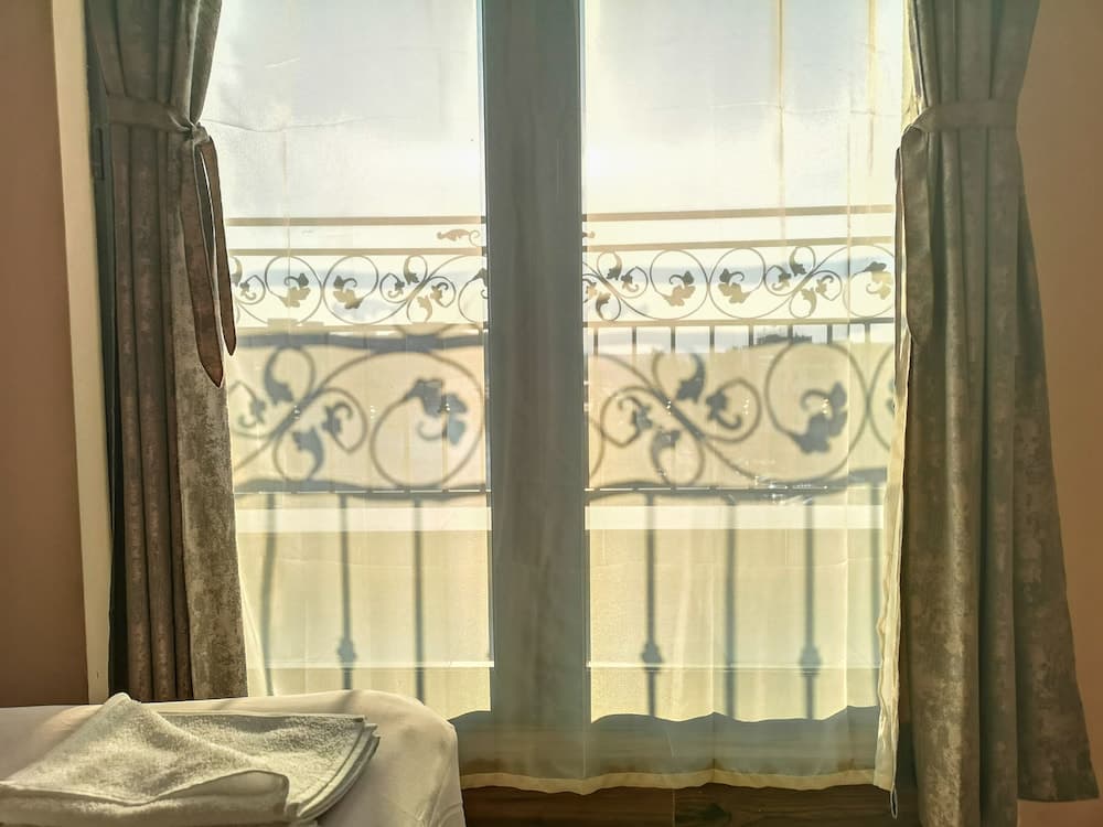 Empera Hotel