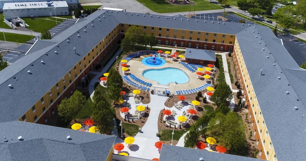Cedar Point s Express Hotel