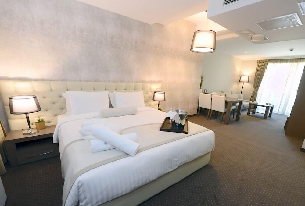 Hotel Square