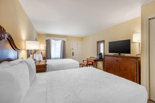 Best Western Plus Santee Inn