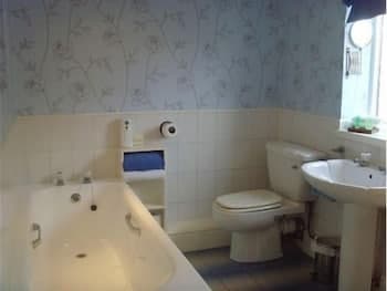 Douglashall Bed And Breakfast