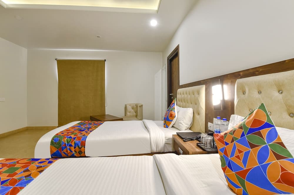 FabHotel The Palm