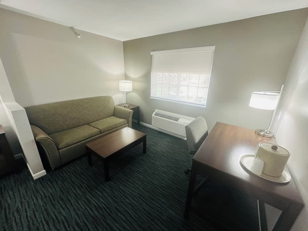 Countryside Suites
