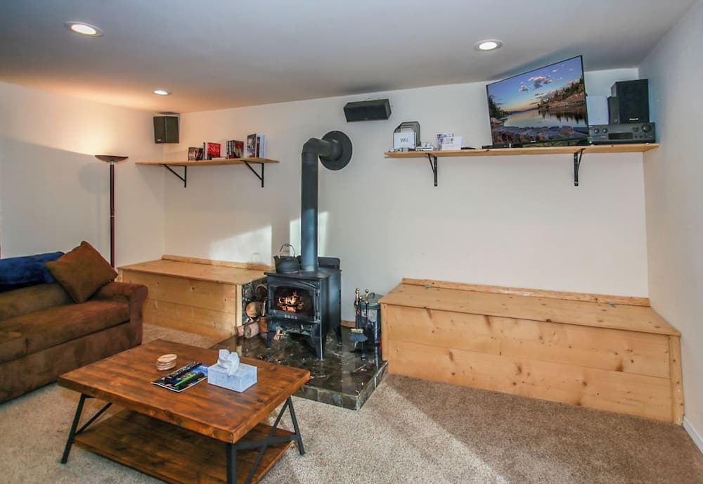 Mountain Getaway by Big Bear Vacations Adorable Sugarloaf Retreat