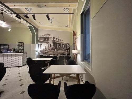 Tinion Hotel