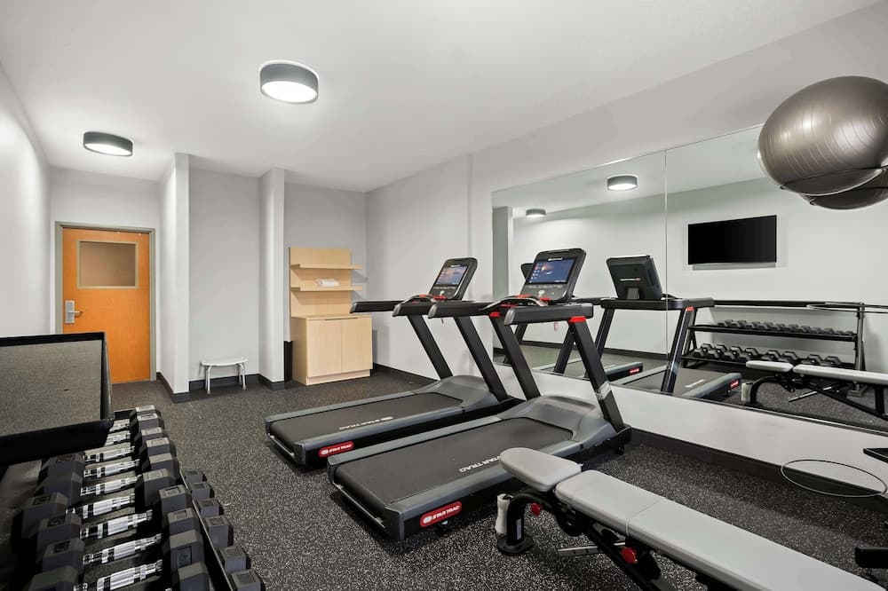 Spark by Hilton Moline Quad Cities
