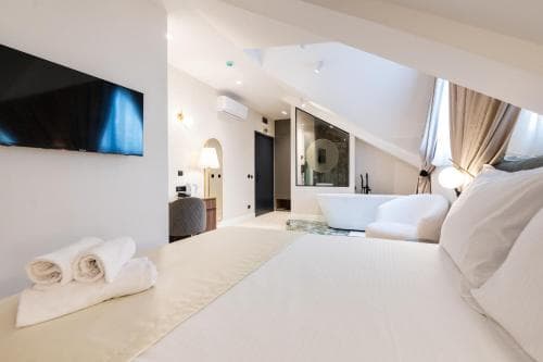 Local Rooms