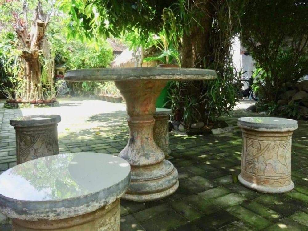 Oka Homestay Mitra RedDoorz