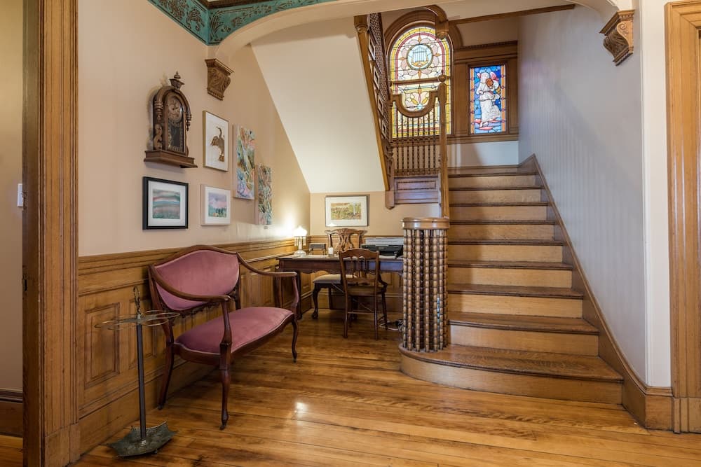 Perkins Inn