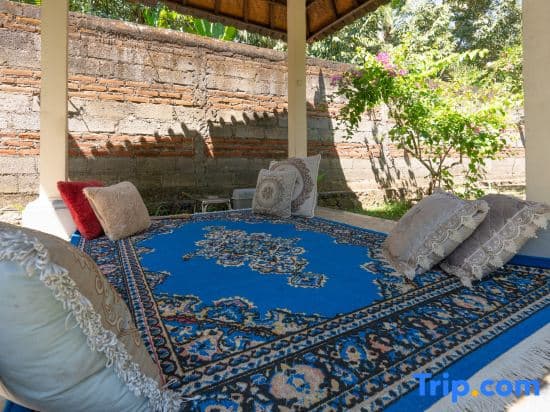 Calm Haven Villa with Amabela Garden Lovina Beach