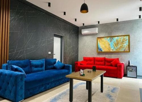 Hotel S
