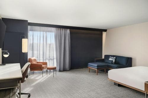 Courtyard by Marriott Milwaukee Brookfield at Poplar Creek