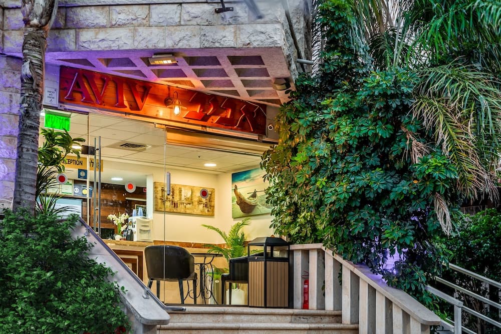 Aviv Holiday Flat