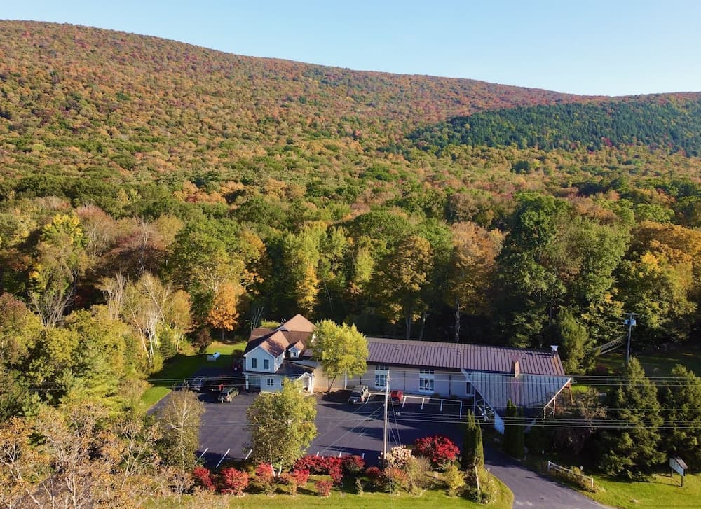 Toll Road Inn