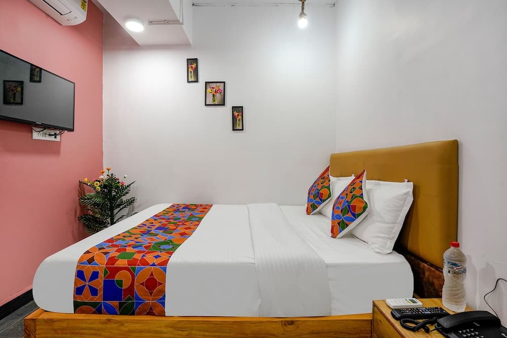 Fabhotel Sky City