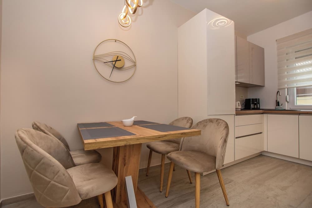 Apartments Josip