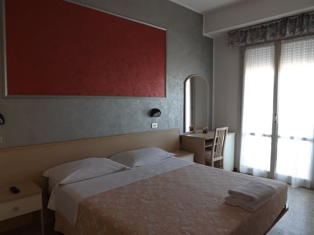 Desiree Hotel