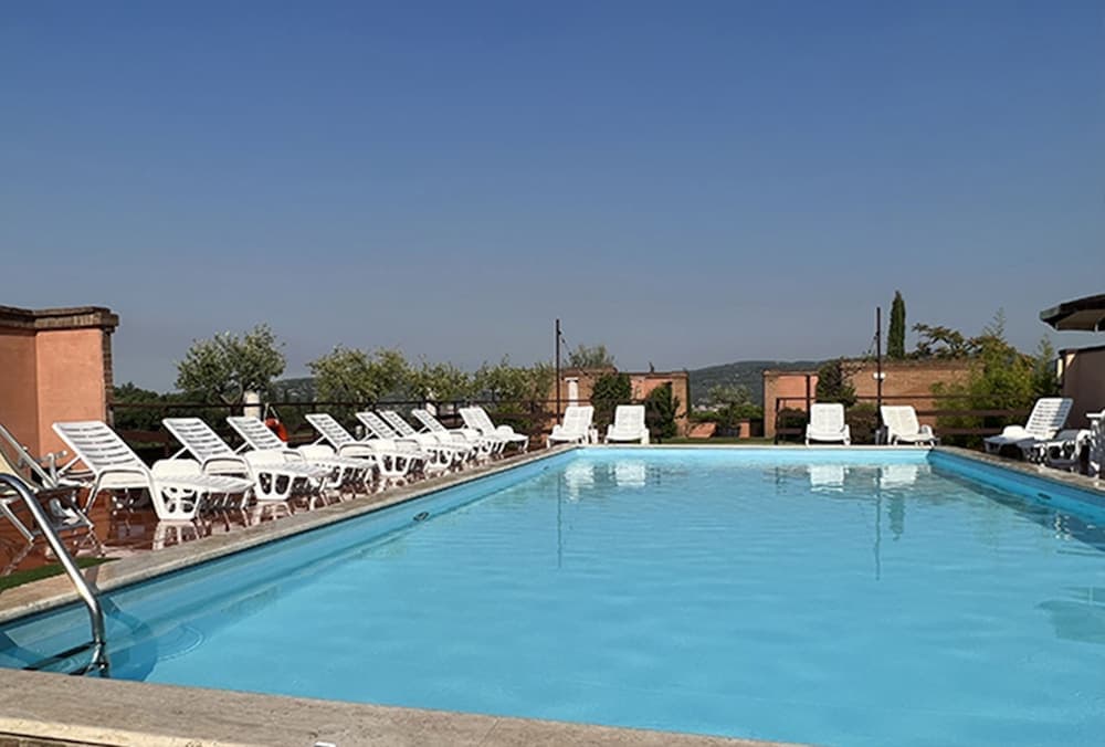 Etruscan Chocohotel