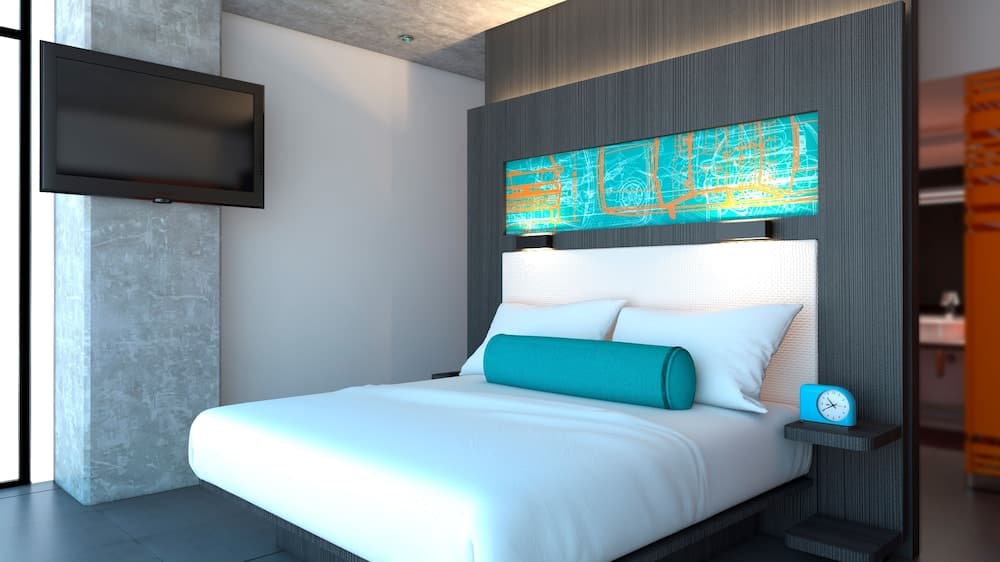 Aloft Celaya