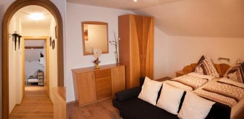 Hanser Pension