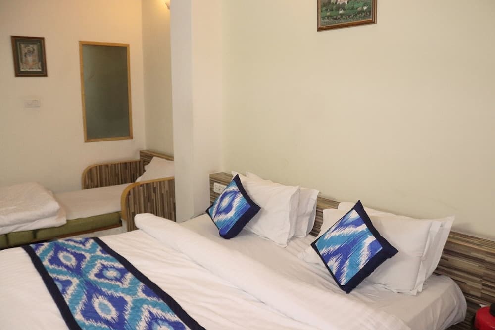 Vrinda Hotel