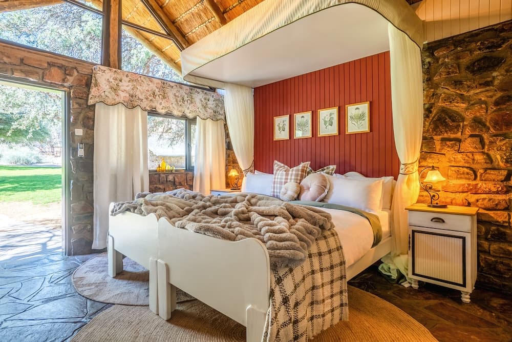 Canyon Lodge