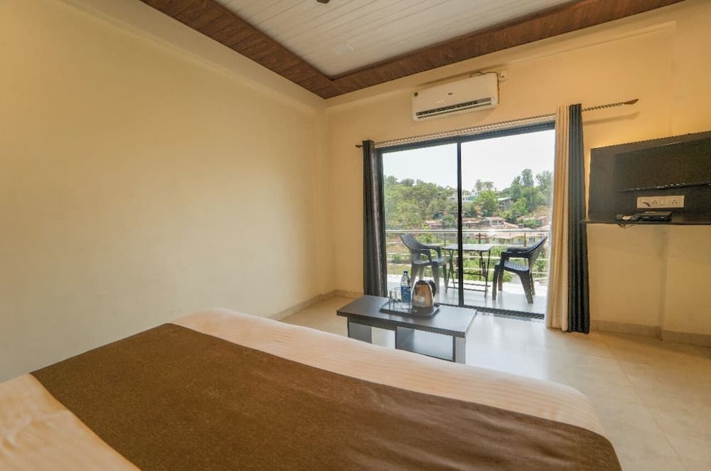 Hotel Raaya Regency