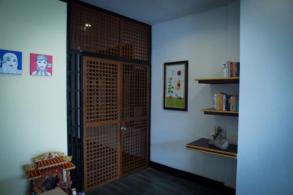 Krabi House Hostel