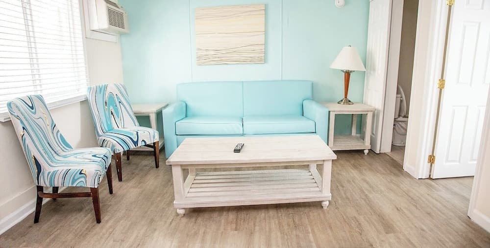 Madison Beach Motel