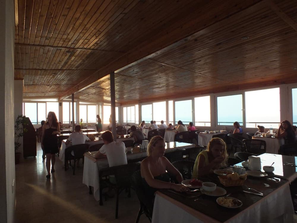 Blue Sea Hotel
