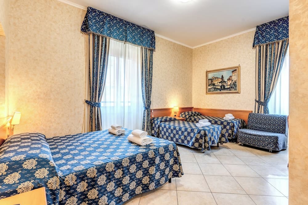 Orlanda Hotel