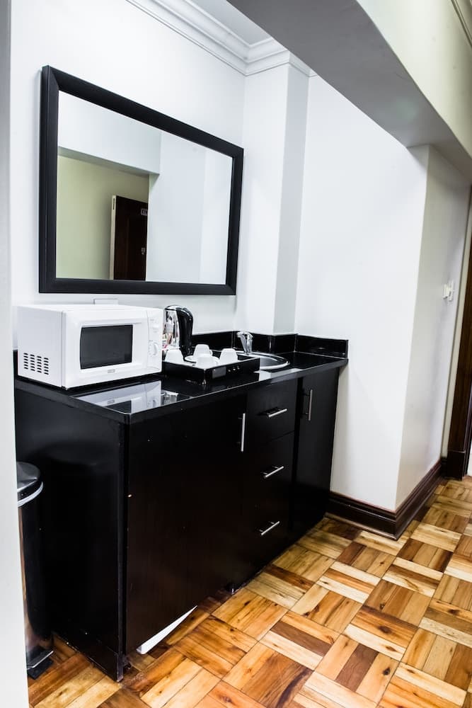 Belaire Suites